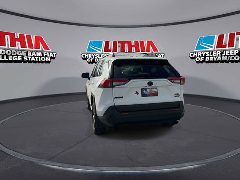 Used 2023 Toyota RAV4 AWD Hybrid image 6