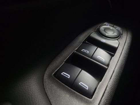 Used 2024 Chevrolet Equinox LT w/ LPO, Floor Liner Package FWD image 27