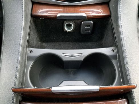 Used 2018 Cadillac Escalade Luxury image 24