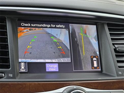 Used 2018 INFINITI QX80 Base image 18