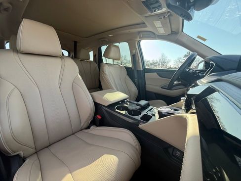 Used 2023 Acura MDX Advance image 31
