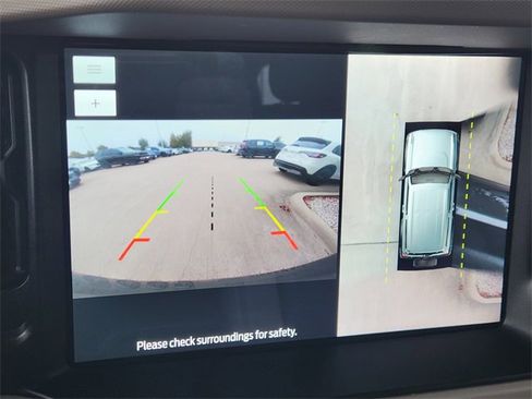 Used 2023 Ford Bronco Wildtrak image 25