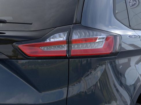 New 2024 Ford Edge SE w/ Black Appearance Package image 21