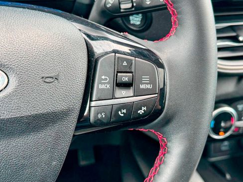 Used 2022 Ford Escape SEL w/ SEL Stealth AWD Package image 29