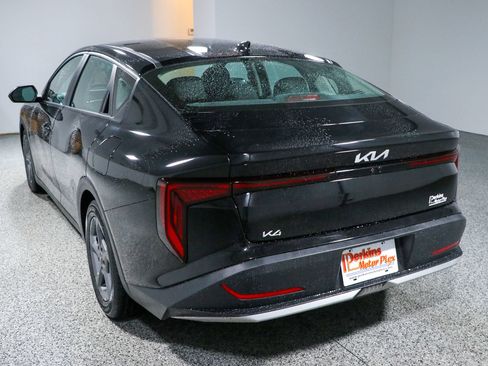 Used 2025 Kia K4 FWD image 9