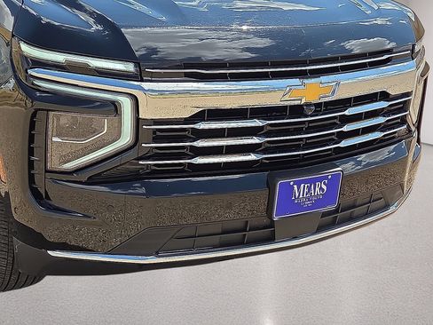 Used 2025 Chevrolet Tahoe LT AWD/4WD image 9