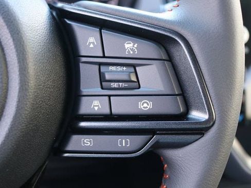 Used 2025 Subaru Crosstrek 2.5i Limited w/ Crosstrek Mirror Package image 28