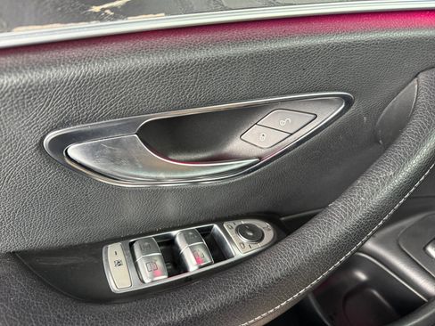 Used 2019 Mercedes-Benz E 300 w/ Premium 1 Package image 18