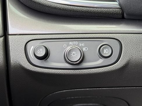 Used 2018 Buick Encore Sport Touring w/ Safety Package AWD/4WD image 20