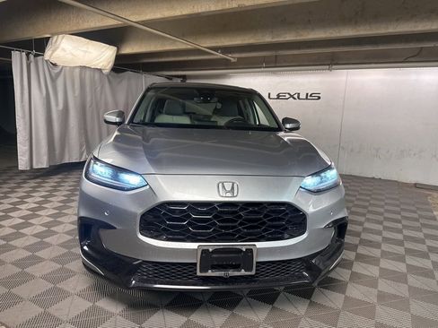 Used 2026 Honda HR-V EX-L image 2