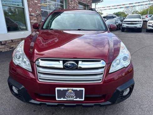Used 2014 Subaru Outback 2.5i Premium AWD/4WD image 2