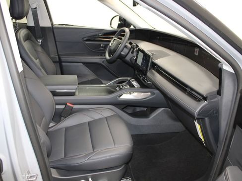 New 2026 Lincoln Nautilus Premier image 28