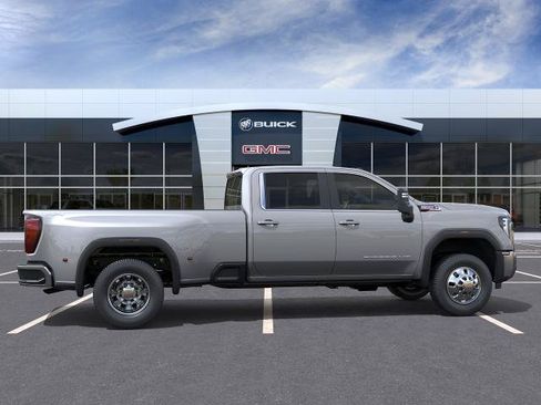 New 2026 GMC Sierra 3500 SLE w/ SLE Value Package AWD/4WD image 5