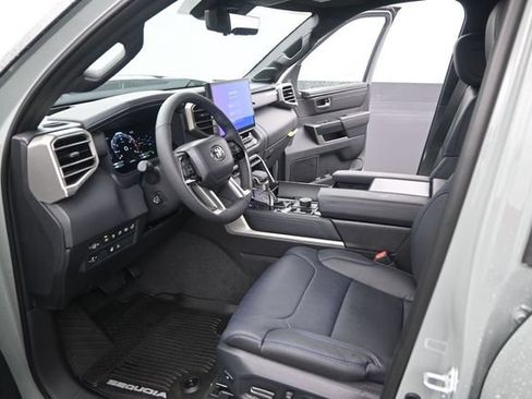 New 2026 Toyota Sequoia Platinum AWD/4WD image 4