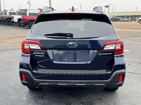 Used 2018 Subaru Outback 2.5i Limited image 4