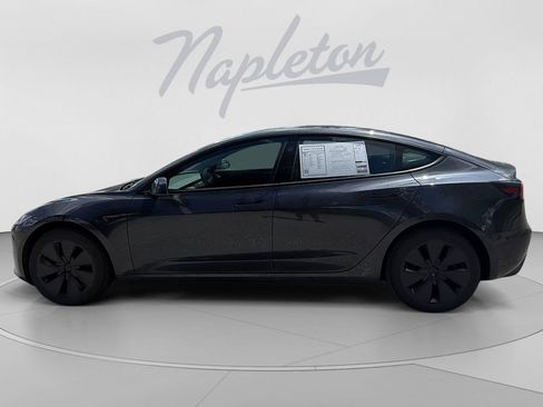 Used 2025 Tesla Model 3 RWD image 2