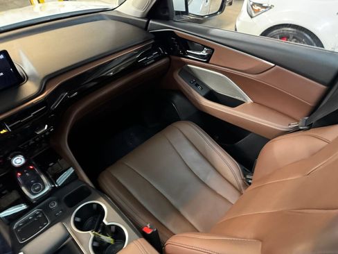Certified 2023 Acura MDX SH-AWD w/ Technology Package image 15