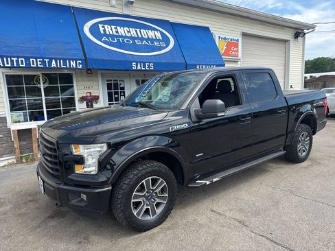 Used 2016 Ford F150 XLT w/ Equipment Group 302A Luxury AWD/4WD image 7