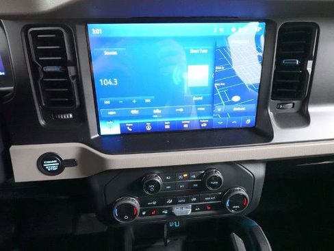 Certified 2023 Ford Bronco Wildtrak AWD/4WD image 15