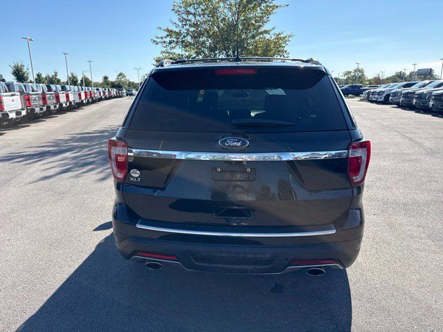 Used 2018 Ford Explorer XLT w/ Equipment Group 202A FWD image 8