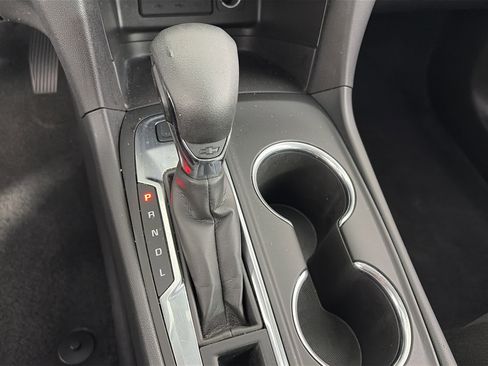 Certified 2024 Chevrolet Equinox LS w/ LS Convenience Package image 24