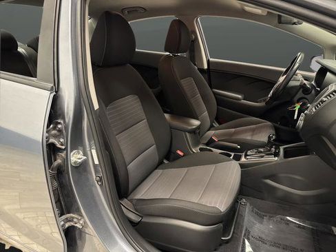Certified 2017 Kia Forte S image 25