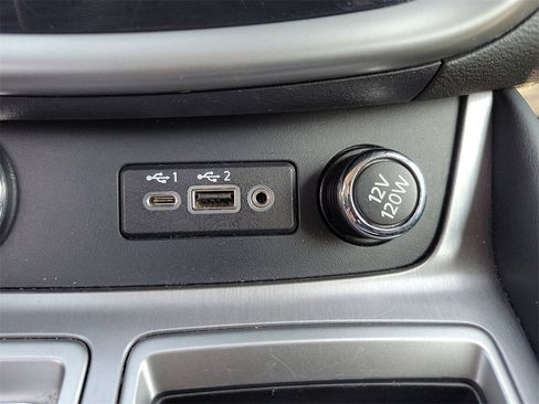 Used 2023 Nissan Murano SV image 12