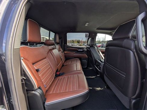 Used 2024 GMC Sierra 1500 Denali Ultimate image 35