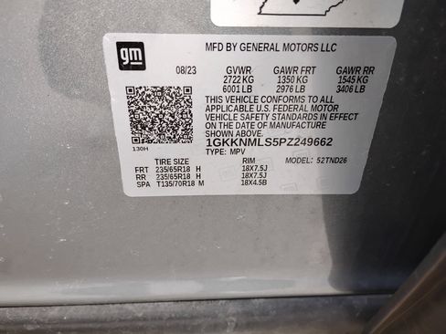 Used 2023 GMC Acadia SLT image 13