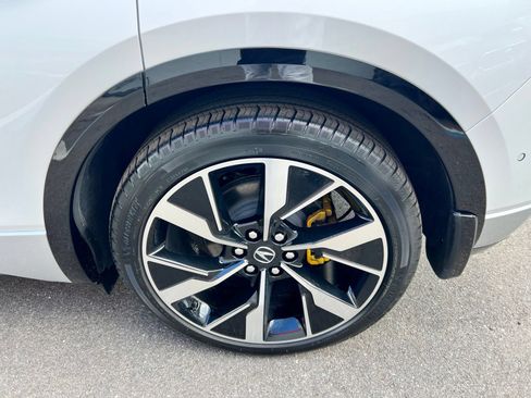 Used 2024 Acura ZDX Type S AWD/4WD image 14