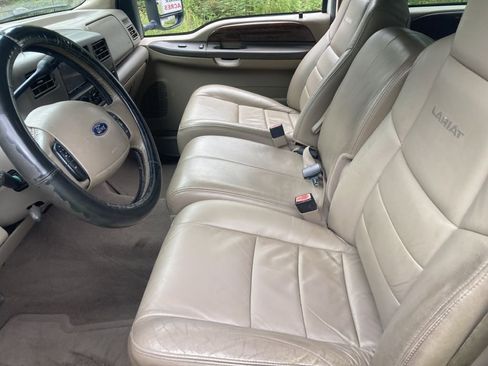 Used 2004 Ford F350 Lariat image 23