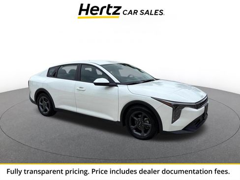 Used 2025 Kia K4 FWD image 1