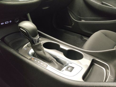Used 2023 Chevrolet Malibu LS FWD image 26