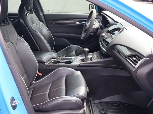 Used 2022 Cadillac CT5 V Blackwing w/ Carbon Fiber Package 2 RWD image 22