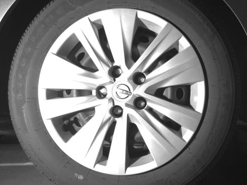 Used 2025 Nissan Sentra S image 15