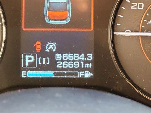 Used 2023 Subaru Crosstrek 2.0i Premium image 20