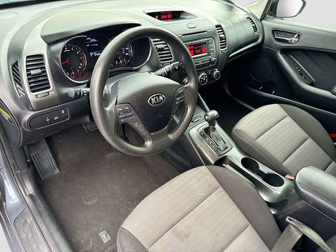 Used 2016 Kia Forte LX image 9