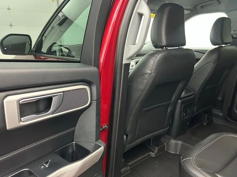 Used 2023 Ford Explorer XLT w/ Equipment Group 202A image 30