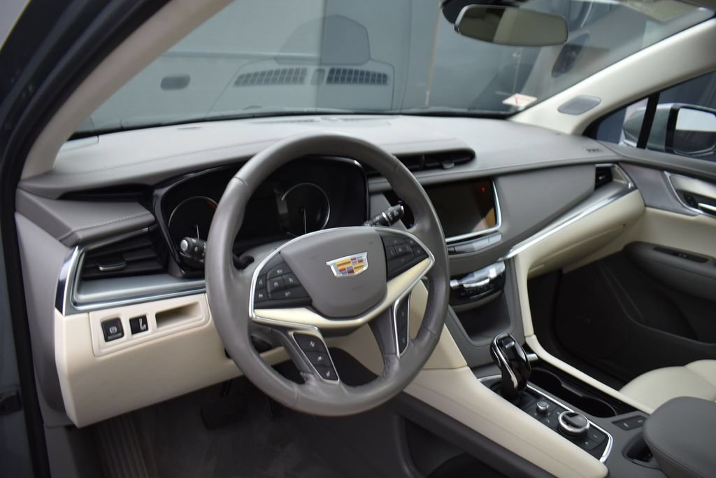 Certified 2024 Cadillac XT5 Premium Luxury AWD/4WD image 13