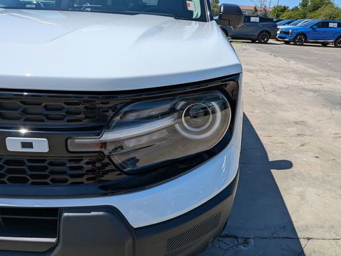 Used 2025 Ford Bronco Sport Outer Banks w/ Outer Banks Tech Package+ AWD/4WD image 10