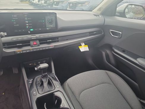 New 2025 Kia K4 LXS image 9