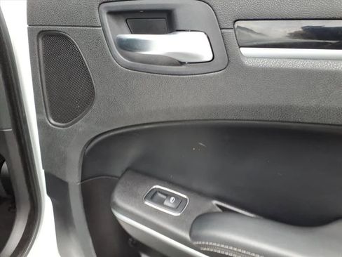 Used 2022 Chrysler 300 S image 14
