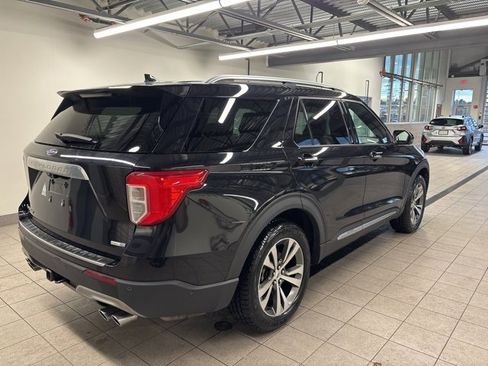 Used 2020 Ford Explorer Platinum w/ Premium Technology Package image 6