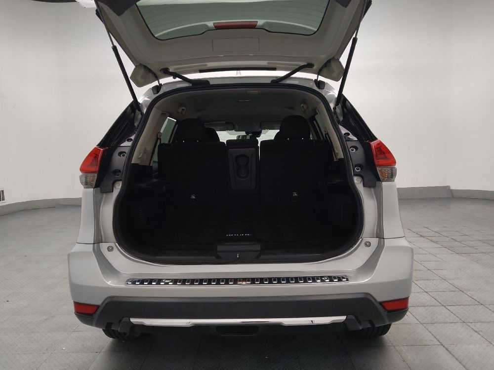 Used 2019 Nissan Rogue S w/ Special Edition Package FWD image 29