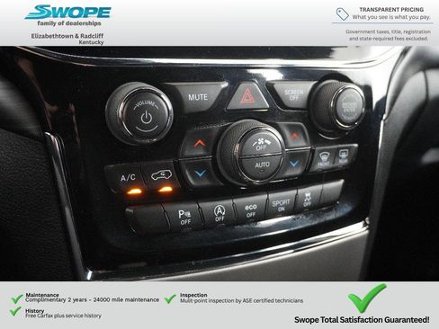 Used 2019 Jeep Grand Cherokee Laredo w/ 18" Wheel & 8.4" Radio Group AWD/4WD image 18