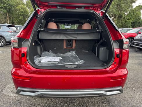 New 2025 Mitsubishi Outlander SEL image 13