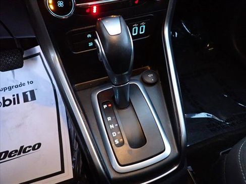 Used 2020 Ford EcoSport SE w/ SE Convenience Package image 18