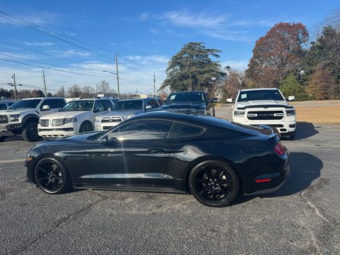 Used 2020 Ford Mustang GT w/ Equipment Group 301A image 2