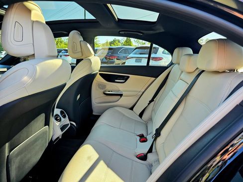 Used 2023 Mercedes-Benz C 300 4MATIC Sedan image 25