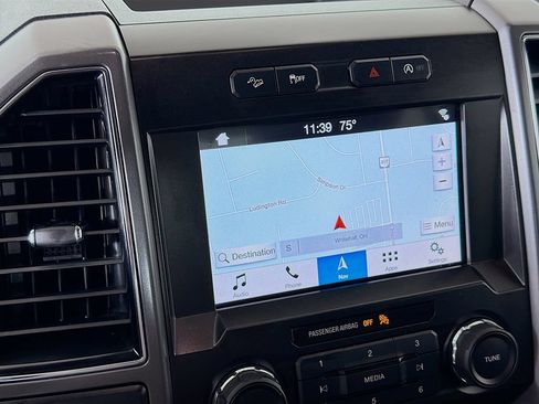 Used 2019 Ford F150 XLT w/ Equipment Group 302A Luxury AWD/4WD image 35